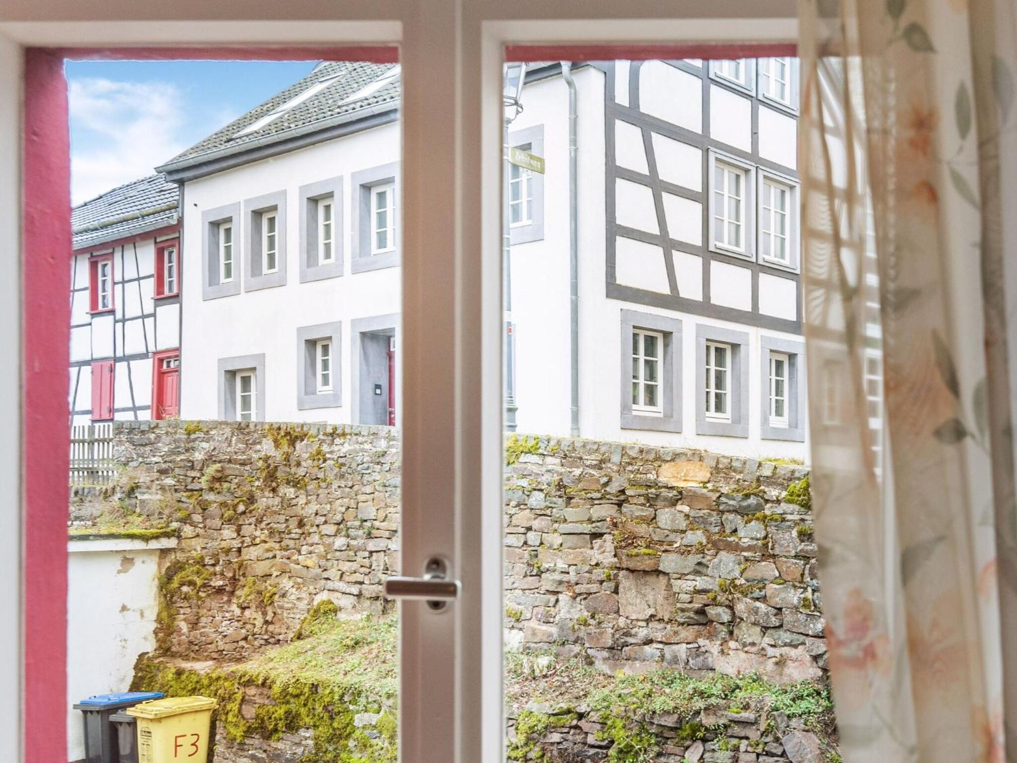 Modern Apartment In Reifferscheid With Garden Hellenthal Buitenkant foto